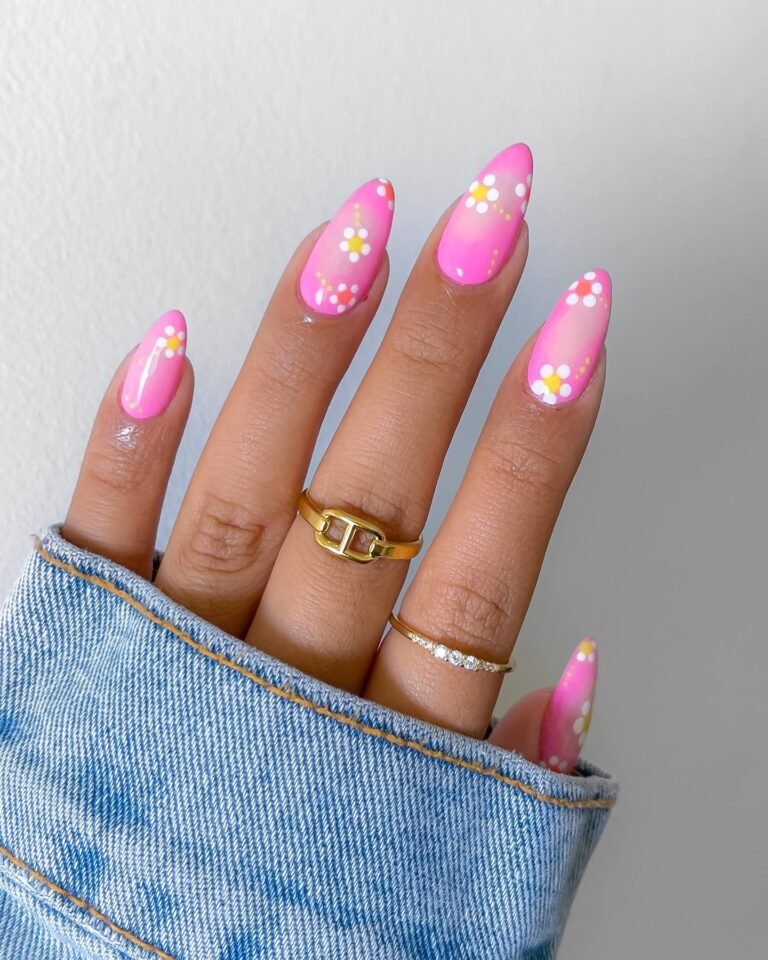 Daisy Nail Designs Cute Girls Are Loving This Spring